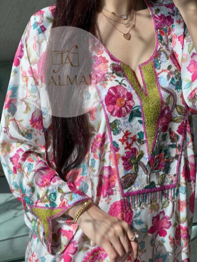 005B523C-FC12-4D9C-BFE9-3F55C7FE98C8 jalabiya-silk0412-hand-made