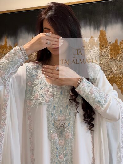 FCC84FA8-0C71-4F52-B5AF-D1B2202EED11 White Thoub - RK0223