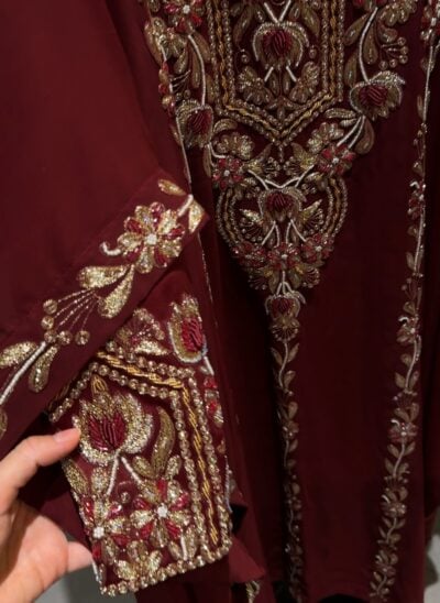 Ghazala Thoub - gold