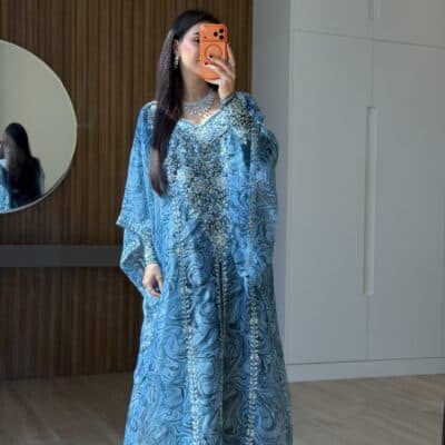 Anoona Thoub style