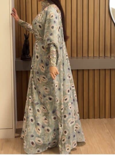 The queen F
